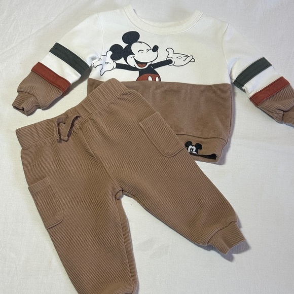Disney Baby - White and Tan Mickey Mouse 2-piece Outfit - Picture 1 of 5